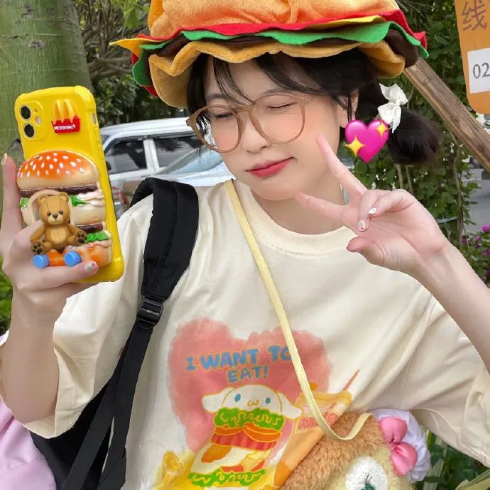 某处，某人